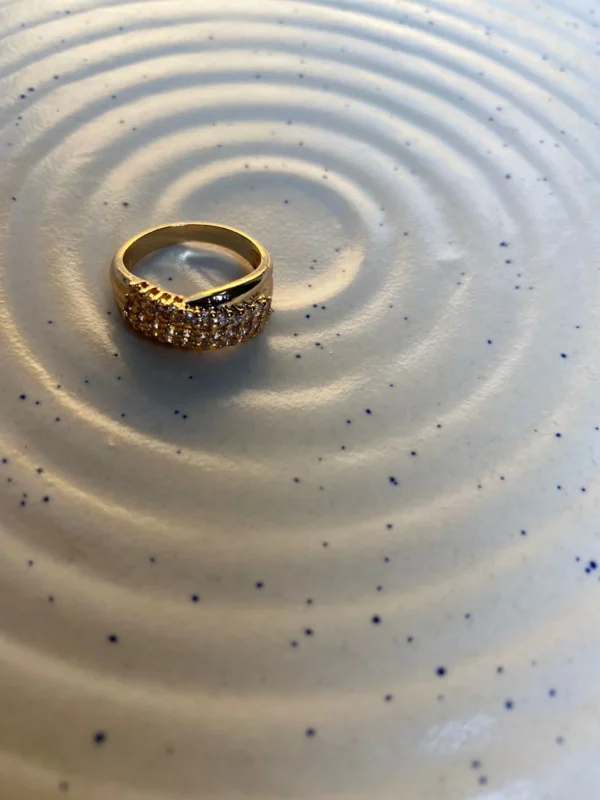 Silver studded twister ring