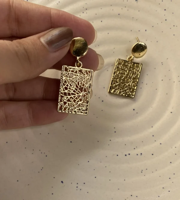 gold scrapper earrings